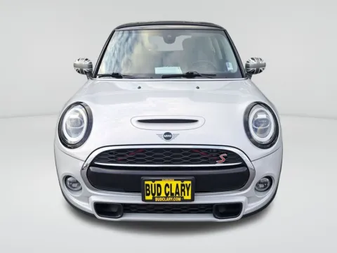 Photos of 2020 MINI Cooper S Classic for sale in Auburn, WA at Auburn Volkswagen
