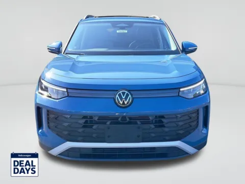 Photos of 2025 Volkswagen Tiguan 2.0T SE for sale in Auburn, WA at Auburn Volkswagen