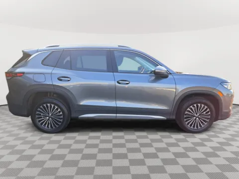 More photos of 2025 Volkswagen Tiguan S at Auburn Volkswagen, WA
