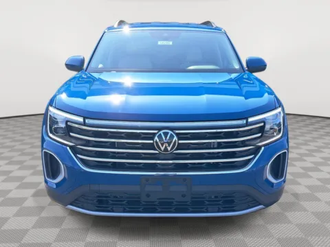 Another view of 2026 Volkswagen Atlas 2.0T SE for sale in Auburn, WA at Auburn Volkswagen