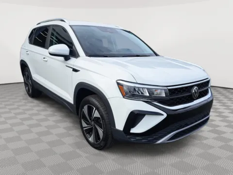 More photos of 2024 Volkswagen Taos SE at Auburn Volkswagen, WA