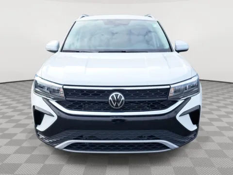 Another view of 2024 Volkswagen Taos SE for sale in Auburn, WA at Auburn Volkswagen