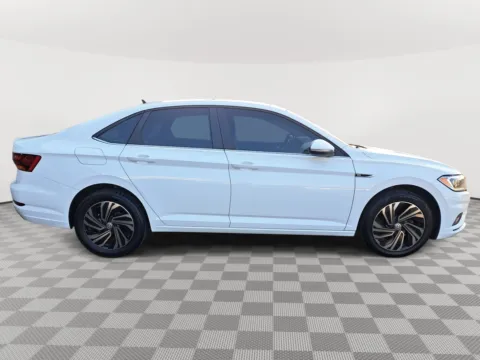 More photos of 2019 Volkswagen Jetta SEL Premium at Auburn Volkswagen, WA