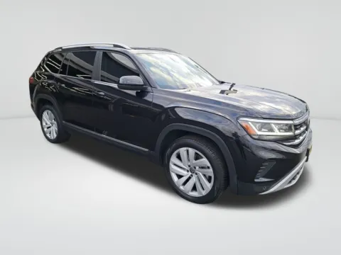 Another view of 2021 Volkswagen Atlas SEL for sale in Auburn, WA at Auburn Volkswagen