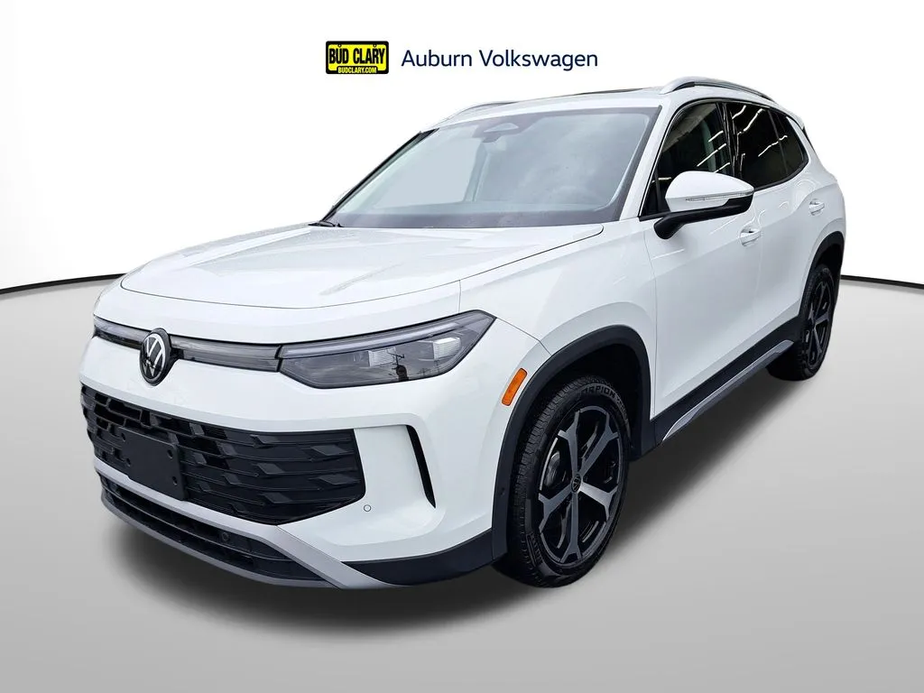 White 2025 Volkswagen Tiguan 2.0T SE for sale in Auburn, WA