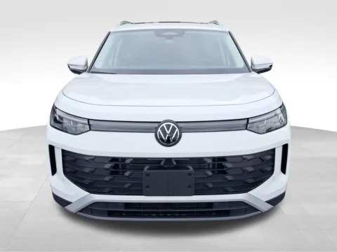 Photos of 2025 Volkswagen Tiguan 2.0T SE for sale in Auburn, WA at Bud Clary Auburn Volkswagen