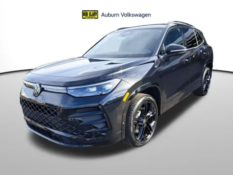 Black 2025 Volkswagen Tiguan 2.0T SE R-Line Black for sale in Auburn, WA