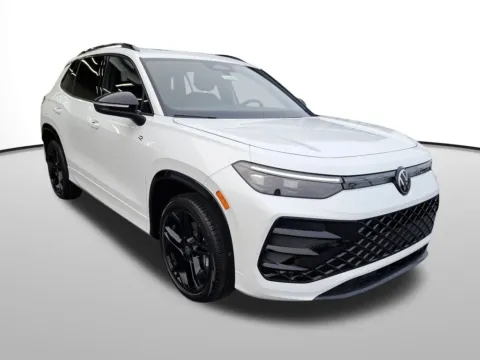 Another view of 2025 Volkswagen Tiguan 2.0T SE R-Line Black for sale in Auburn, WA at Auburn Volkswagen