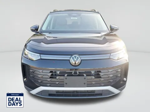 Photos of 2025 Volkswagen Tiguan 2.0T SE for sale in Auburn, WA at Auburn Volkswagen