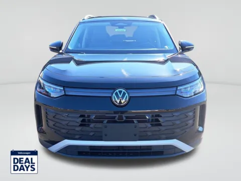 Photos of 2025 Volkswagen Tiguan 2.0T SE for sale in Auburn, WA at Auburn Volkswagen