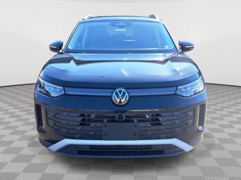 Another view of 2025 Volkswagen Tiguan SE for sale in Auburn, WA at Auburn Volkswagen