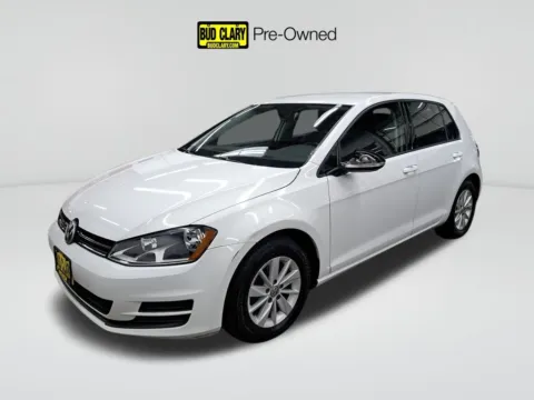 White 2015 Volkswagen Golf TSI SE 4-Door for sale in Auburn, WA