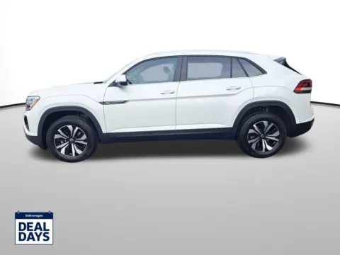 Photos of 2026 Volkswagen Atlas Cross Sport 2.0T SE for sale in Auburn, WA at Auburn Volkswagen