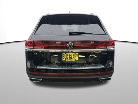 More photos of 2026 Volkswagen Atlas 2.0T SE at Auburn Volkswagen, WA