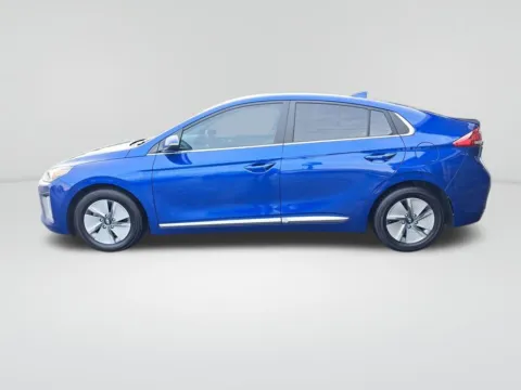 Photos of 2022 Hyundai Ioniq Hybrid SE for sale in Auburn, WA at Auburn Volkswagen