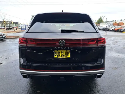 More photos of 2024 Volkswagen Atlas 2.0T Peak Edition SE w/Technology at Auburn Volkswagen, WA