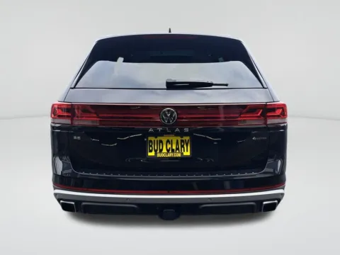 More photos of 2024 Volkswagen Atlas 2.0T Peak Edition SE w/Technology at Auburn Volkswagen, WA