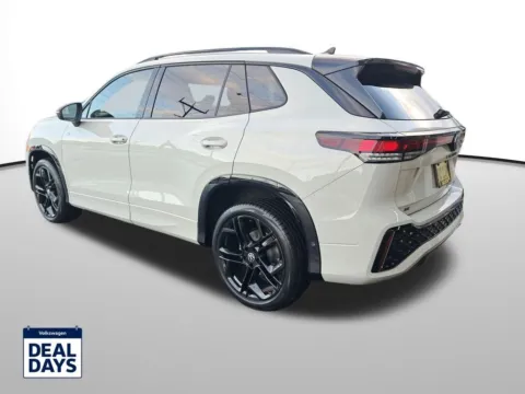 Another view of 2026 Volkswagen Tiguan 2.0T SE R-Line Black for sale in Auburn, WA at Auburn Volkswagen