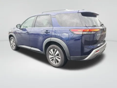 Another view of 2023 Nissan Pathfinder SL for sale in Auburn, WA at Auburn Volkswagen