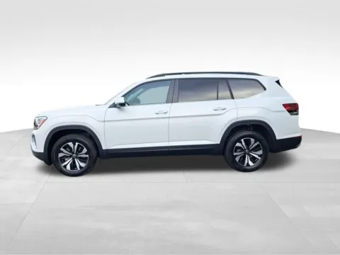 Photos of 2026 Volkswagen Atlas 2.0T SE for sale in Auburn, WA at Bud Clary Auburn Volkswagen