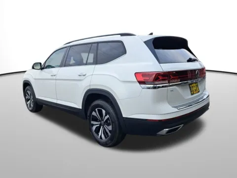 Another view of 2026 Volkswagen Atlas 2.0T SE for sale in Auburn, WA at Auburn Volkswagen