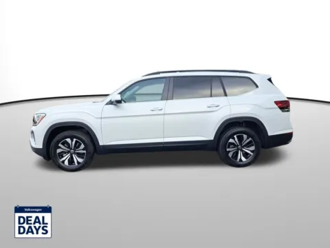 Photos of 2026 Volkswagen Atlas 2.0T SE for sale in Auburn, WA at Auburn Volkswagen