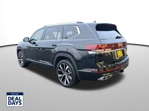 Another view of 2026 Volkswagen Atlas 2.0T SEL Premium R-Line for sale in Auburn, WA at Auburn Volkswagen