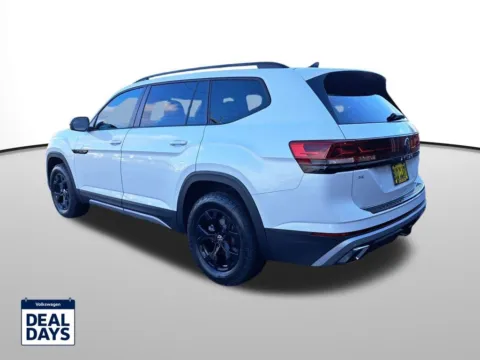 Another view of 2026 Volkswagen Atlas 2.0T Peak Edition for sale in Auburn, WA at Auburn Volkswagen
