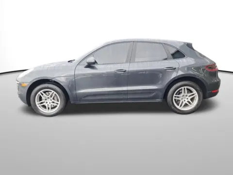 Photos of 2018 Porsche Macan for sale in Auburn, WA at Auburn Volkswagen