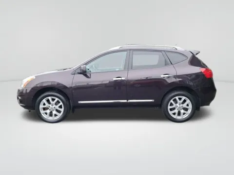 Photos of 2011 Nissan Rogue SV for sale in Auburn, WA at Auburn Volkswagen