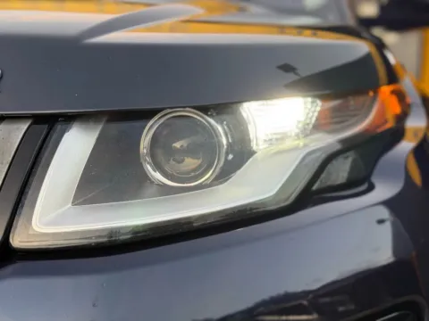 More photos of 2018 Land Rover Range Rover Evoque SE Sport Utility 4D at Wanted Cars, FL