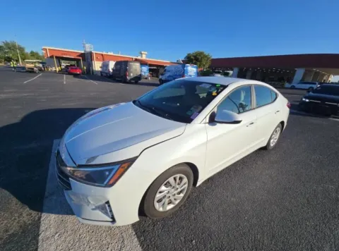 White 2019 Hyundai Elantra SE Sedan 4D for sale in North Miami Beach, FL