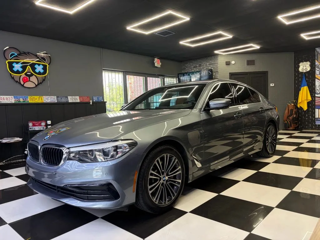 Gray 2019 BMW 5 Series 530e iPerformance Sedan 4D for sale in North Miami Beach, FL