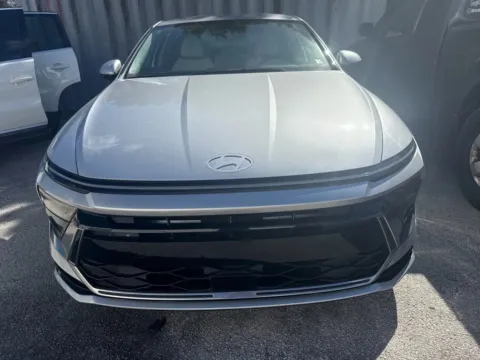 Photos of 2025 Hyundai Sonata SEL Sedan 4D for sale in North Miami Beach, FL at Wanted Cars