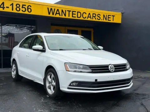 Another view of 2017 Volkswagen Jetta 1.8T SEL Sedan 4D for sale in North Miami Beach, FL at Wanted Cars