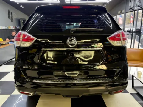 More photos of 2016 Nissan Rogue S Sport Utility 4D at Wanted Cars, FL