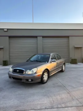 Photos of 2004 Hyundai Sonata Sedan 4D for sale in North Miami Beach, FL at Wanted Cars