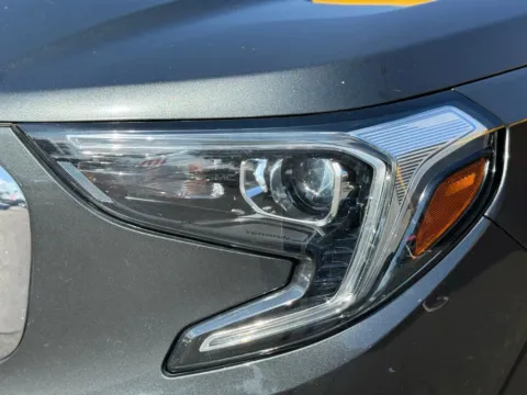 More photos of 2019 GMC Terrain SLT Sport Utility 4D at Wanted Cars, FL