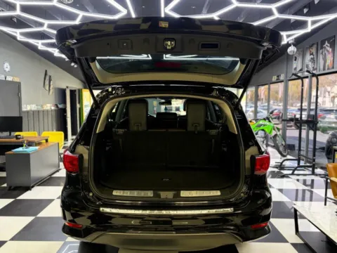 More photos of 2018 INFINITI QX60 3.5 Sport Utility 4D at Wanted Cars, FL