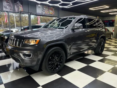 Gray 2018 Jeep Grand Cherokee Limited Sport Utility 4D for sale in North Miami Beach, FL