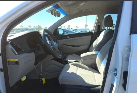 Another view of 2018 Hyundai Tucson SEL Sport Utility 4D for sale in North Miami Beach, FL at Wanted Cars