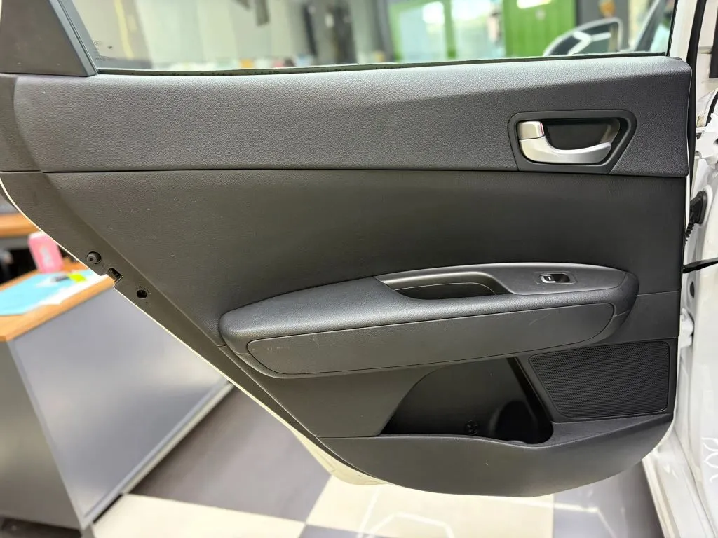 2016 Kia Optima LX - Photo 14