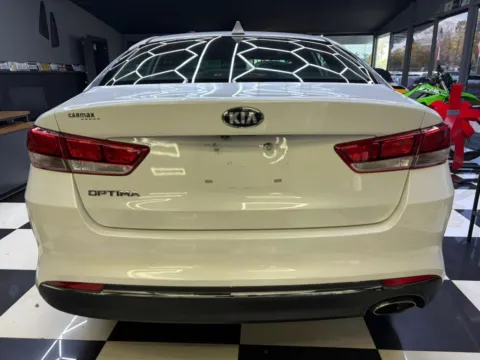 More photos of 2016 Kia Optima LX Sedan 4D at Wanted Cars, FL