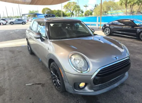 Another view of 2018 MINI Clubman Cooper Hatchback 4D for sale in North Miami Beach, FL at Wanted Cars