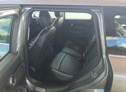 More photos of 2018 MINI Clubman Cooper Hatchback 4D at Wanted Cars, FL