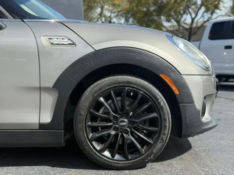 More photos of 2018 MINI Clubman Cooper Hatchback 4D at Wanted Cars, FL