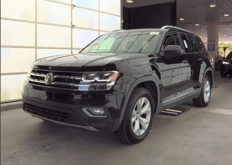 Black 2018 Volkswagen Atlas SEL Sport Utility 4D for sale in North Miami Beach, FL