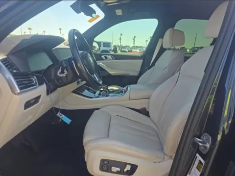 More photos of 2020 BMW X5 sDrive40i Sport Utility 4D at Wanted Cars, FL