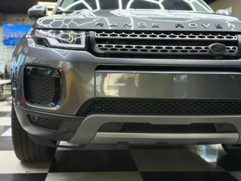 More photos of 2019 Land Rover Range Rover Evoque SE Sport Utility 4D at Wanted Cars, FL