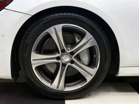 More photos of 2017 Mercedes-Benz E-Class E 300 4MATIC Sedan 4D at Wanted Cars, FL